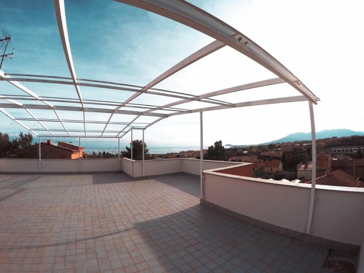 Villa Paolina Ceriale - App. 4 Posti Exterior foto